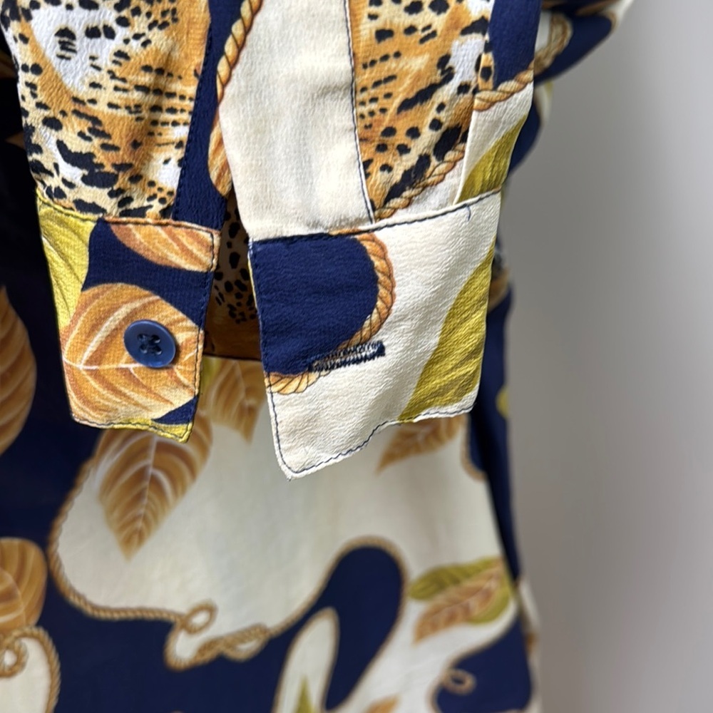 ISIDRA SILK PARIS COLLECTION Blue and Cream Abstract Blouse with Retro Flair - Picture 8 of 8
